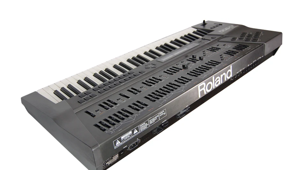 Used Roland JD-800 Synthesizer