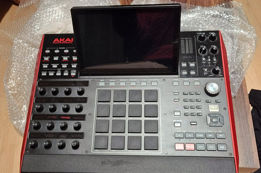 AKAI MPC X Black Standalone Sampler & Sequencer