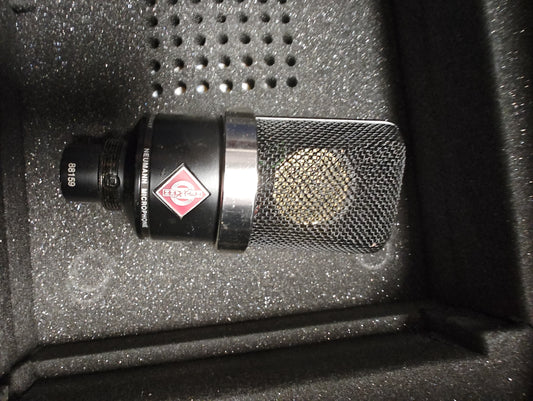 Neumann TLM 102 BK Cardioid Condenser Microphone